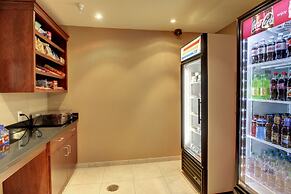 Cobblestone Inn & Suites - Harvey