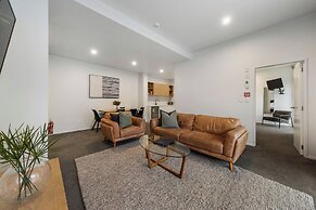 Southwark Hotel & Apartments