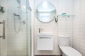 Southwark Hotel & Apartments