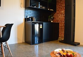 Southwark Hotel & Apartments