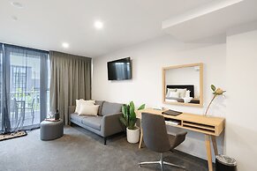 Southwark Hotel & Apartments