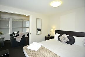 Southwark Hotel & Apartments