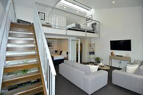 Southwark Hotel & Apartments