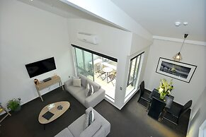 Southwark Hotel & Apartments