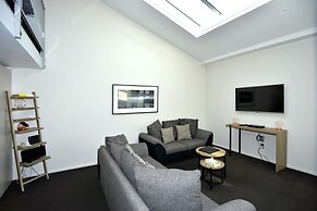 Southwark Hotel & Apartments