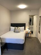 Southwark Hotel & Apartments