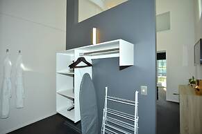 Southwark Hotel & Apartments