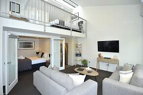 Southwark Hotel & Apartments