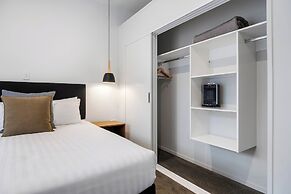 Southwark Hotel & Apartments