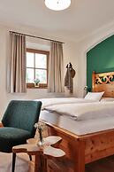 Relais & Châteaux Gut Steinbach Hotel und Chalets