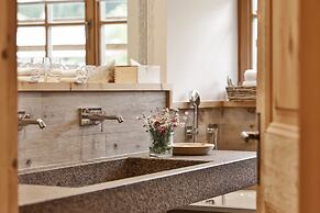 Relais & Châteaux Gut Steinbach Hotel und Chalets