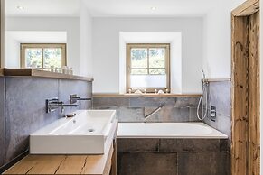 Relais & Châteaux Gut Steinbach Hotel und Chalets