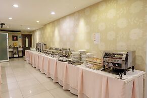 Prom Ratchada Hotel