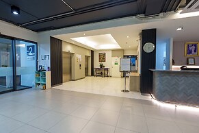 Prom Ratchada Hotel