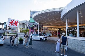 Amadea Resort & Villas