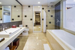 Amadea Resort & Villas