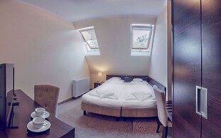 Hotel Niemcza SPA