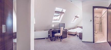 Hotel Niemcza SPA