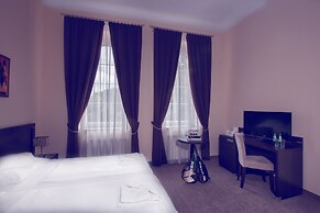 Hotel Niemcza SPA