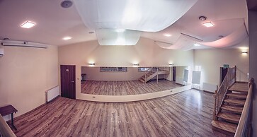 Hotel Niemcza SPA