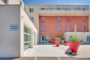 Kyriad Perpignan Sud