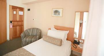 Royal Court Hotel