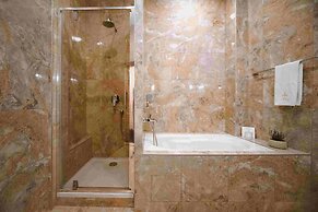 Historic Boutique Hotel Cattaro