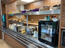 Kyriad Dol de Bretagne