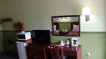 Pinconning Trail Inn Motel