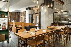 The Red Cliffs Lodge Zion, a Tribute Portfolio Hotel