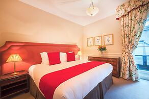 Curzon Street by Mansley
