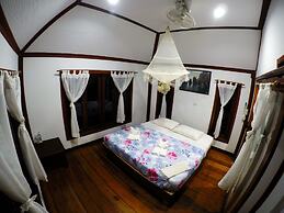 Baan Khao Sok Resort