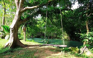 Baan Khao Sok Resort