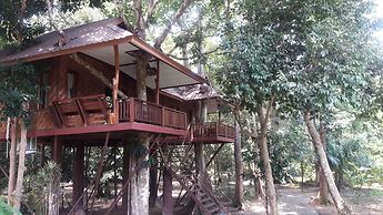 Baan Khao Sok Resort