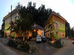 Green Home Resort