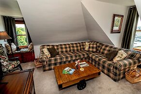 South Broadway Manor