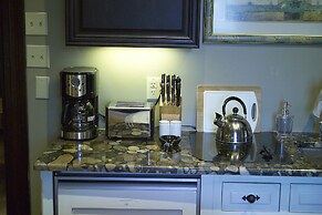 South Broadway Manor