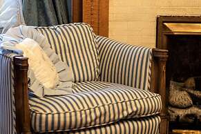 South Broadway Manor