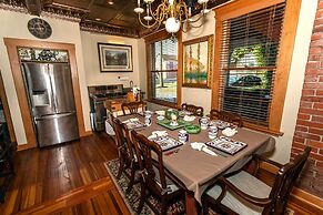 South Broadway Manor