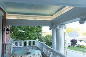 South Broadway Manor