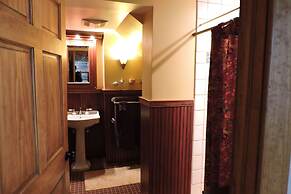 South Broadway Manor