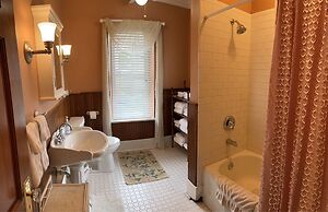 South Broadway Manor