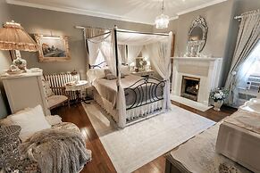 South Broadway Manor