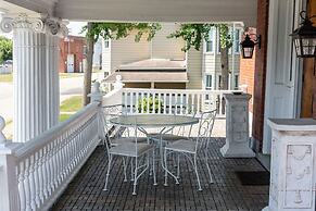 South Broadway Manor