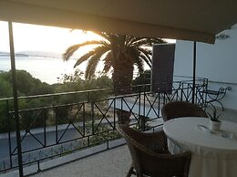Hotel Akrotiri