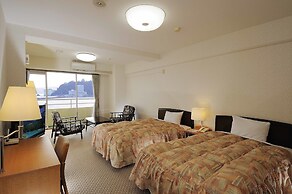 Wisterian Life Club Atami