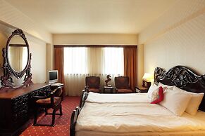 Emperor Hotel