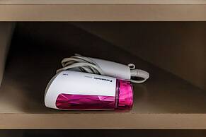 CHECK inn Express Kaohsiung Love River