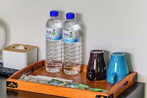 CHECK inn Express Kaohsiung Love River