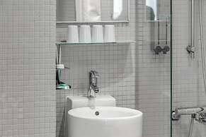 CHECK inn Express Kaohsiung Love River